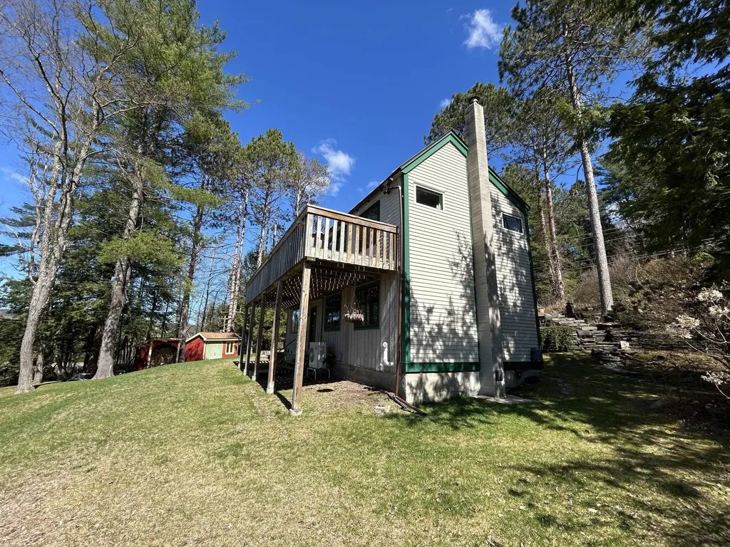 586 Ski Tow Road West Windsor VT 05037