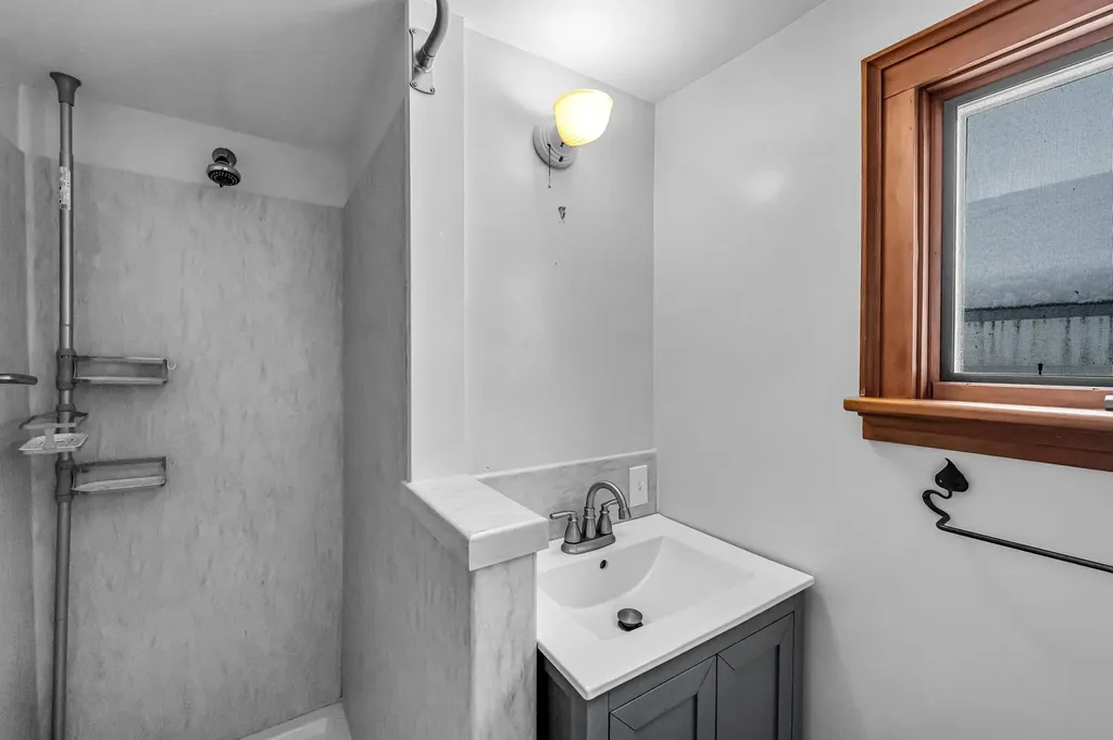 75 Westminster Road Putney VT 05346