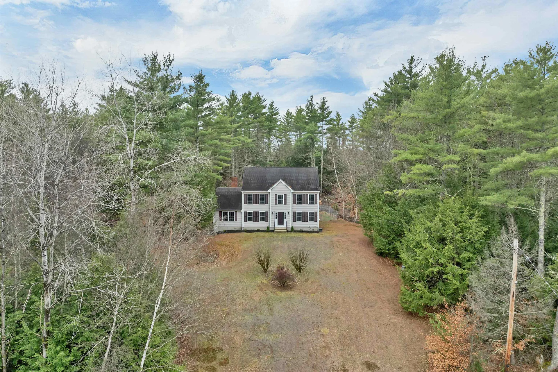 20 Ventura Drive Raymond NH 03077