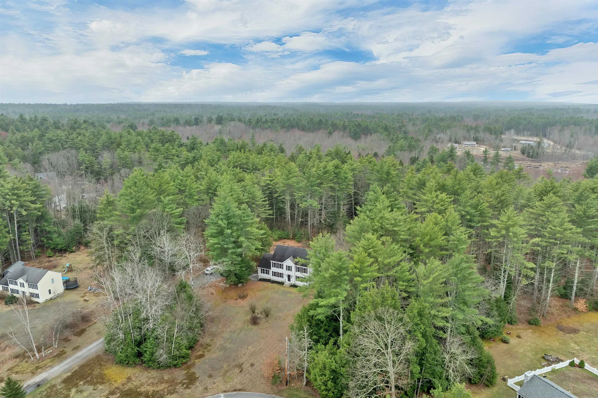 20 Ventura Drive Raymond NH 03077