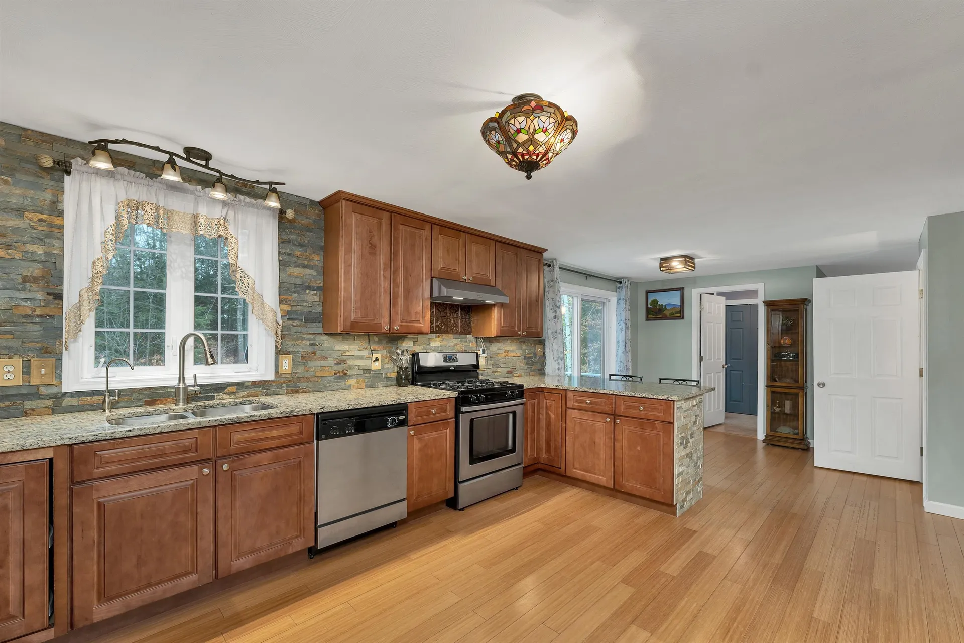 20 Ventura Drive Raymond NH 03077