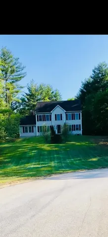 20 Ventura Drive Raymond NH 03077