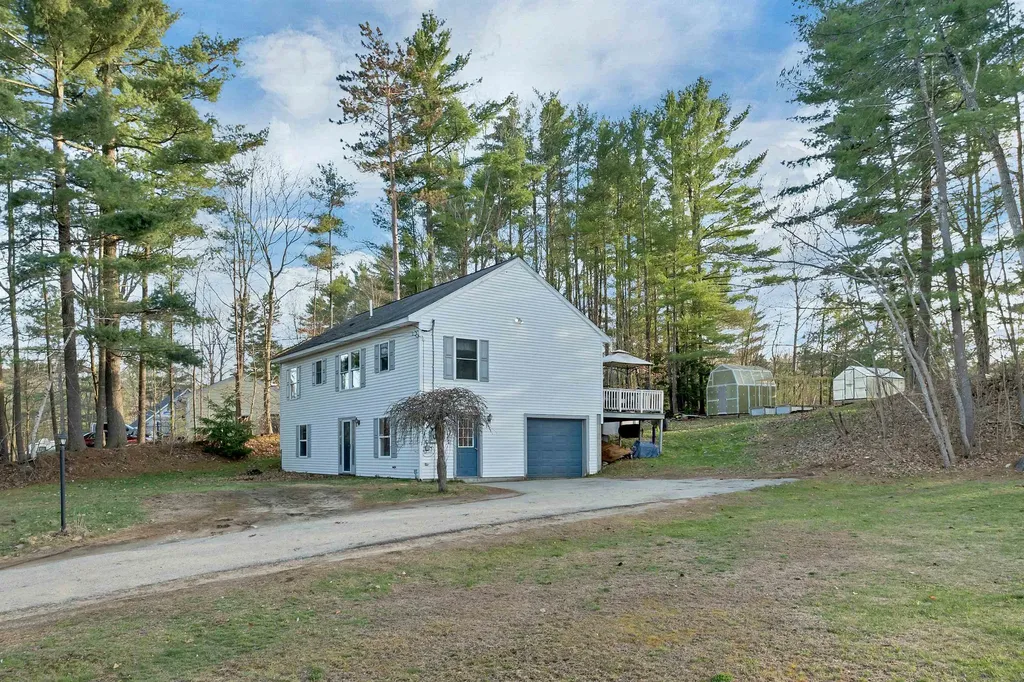 50 Pine Knoll Drive Farmington NH 03835