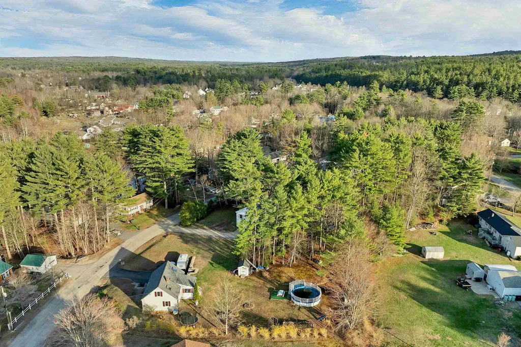 50 Pine Knoll Drive Farmington NH 03835