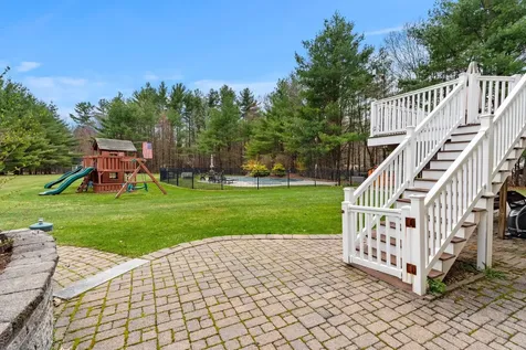 3 Surrey Lane Salem NH 03079