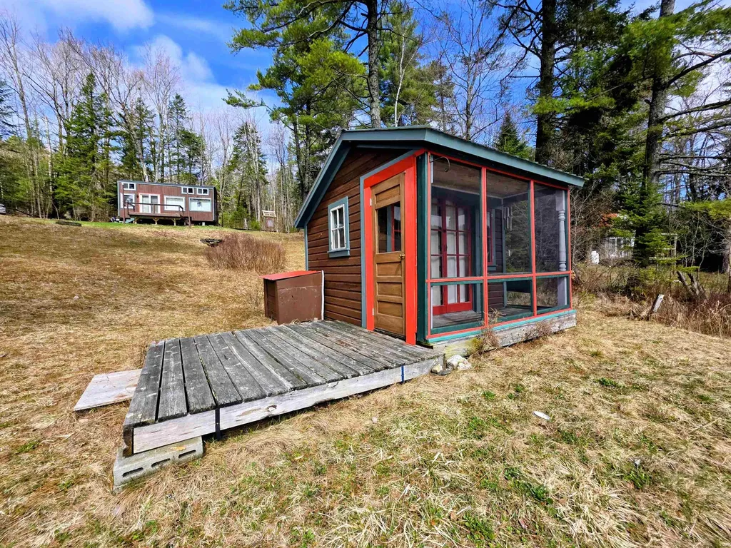 117 Dempsey Lane Newbury VT 05051