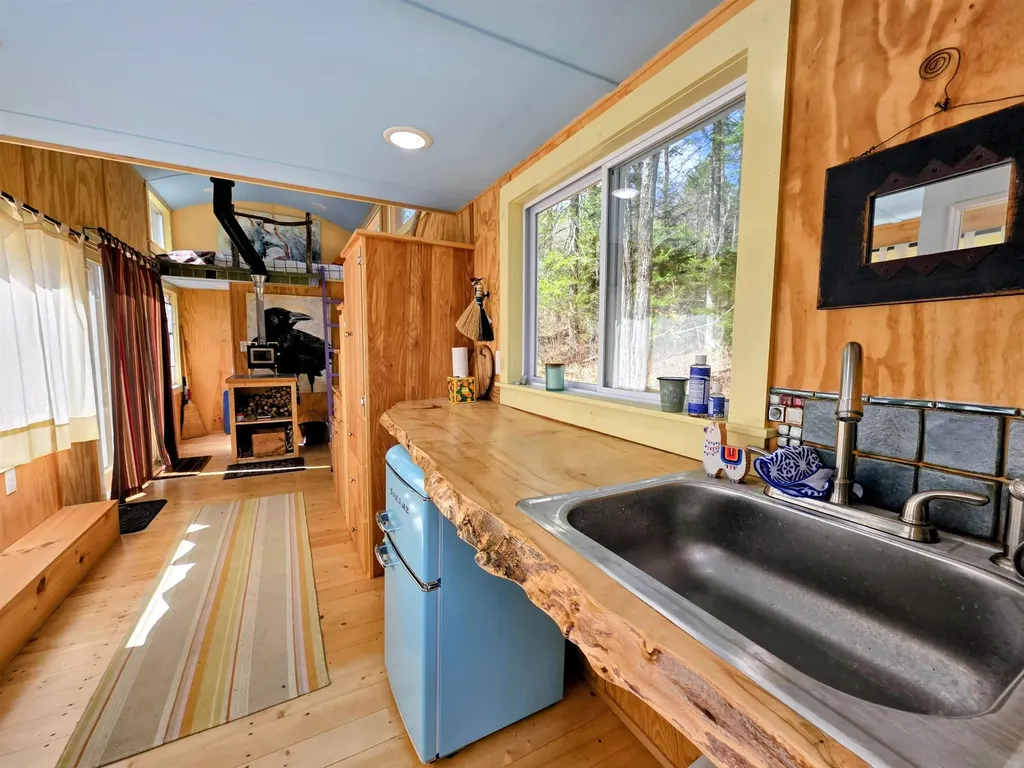 117 Dempsey Lane Newbury VT 05051