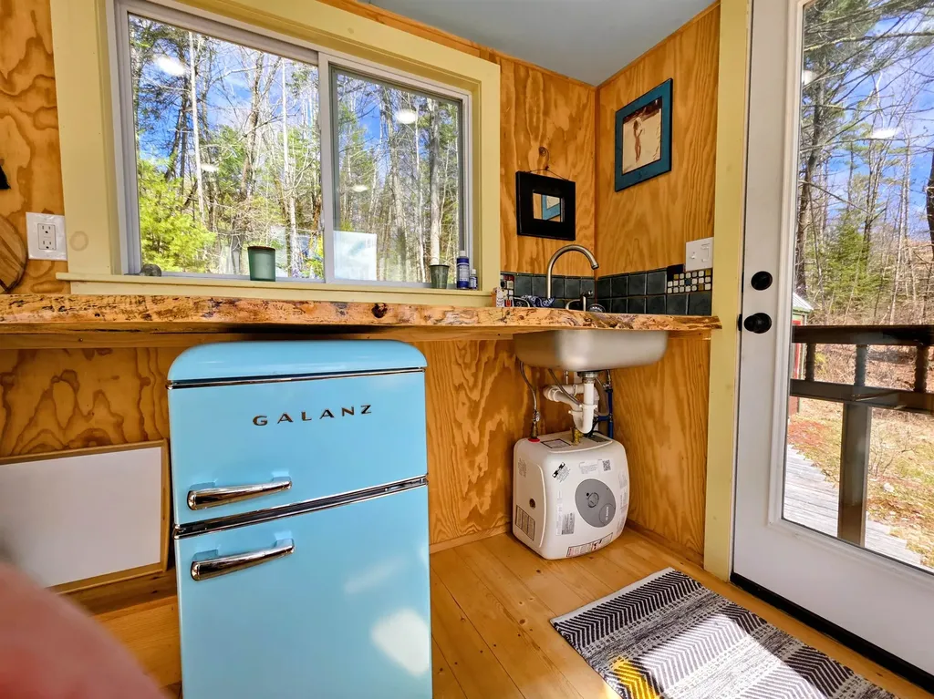 117 Dempsey Lane Newbury VT 05051