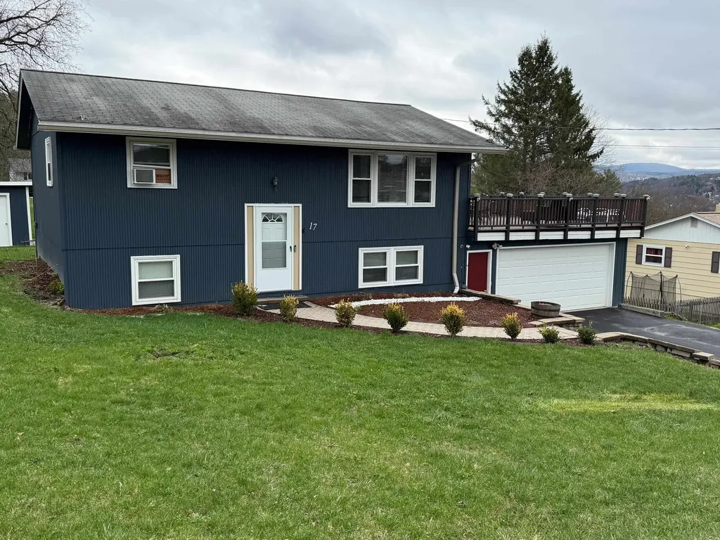 17 Cano Drive Barre Town VT 05641