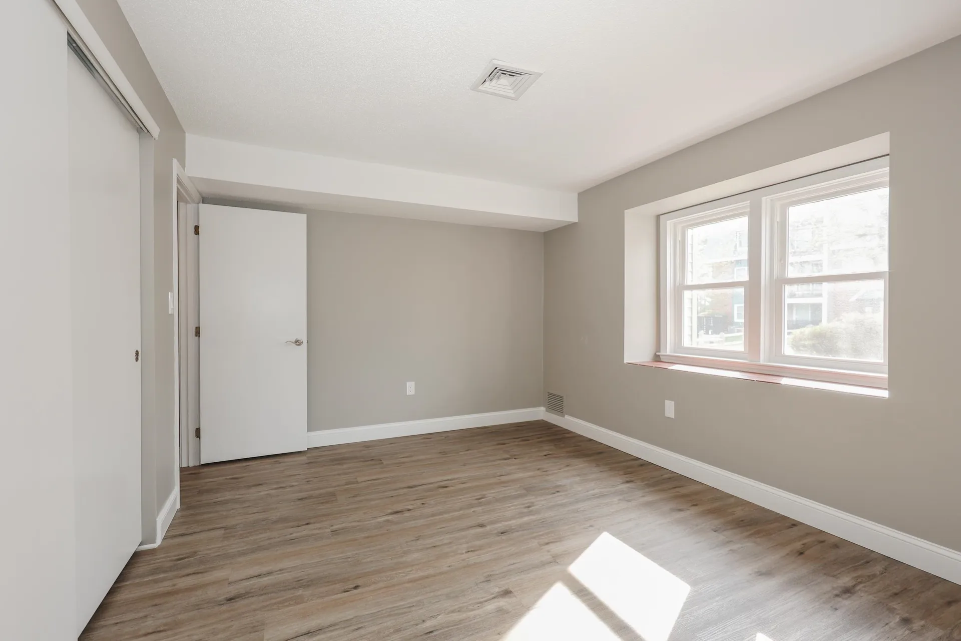 3 Roedean Drive Nashua NH 03063