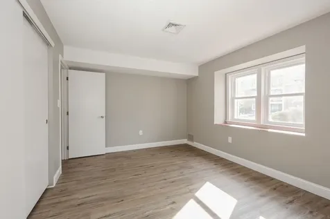 3 Roedean Drive Nashua NH 03063