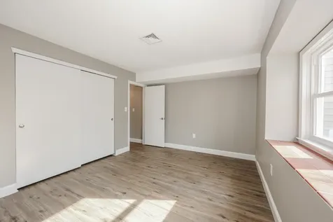 3 Roedean Drive Nashua NH 03063