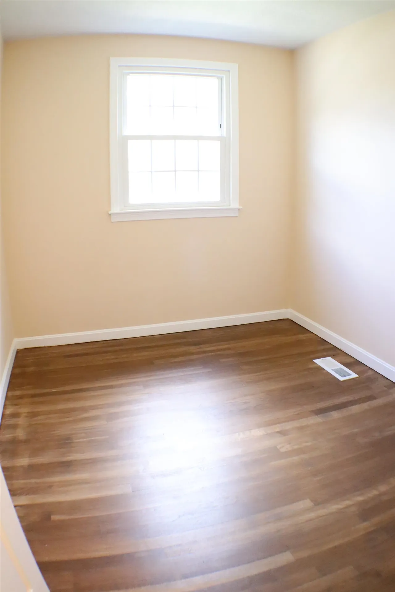 9 Whitehall Terrace Hooksett NH 03106-1842