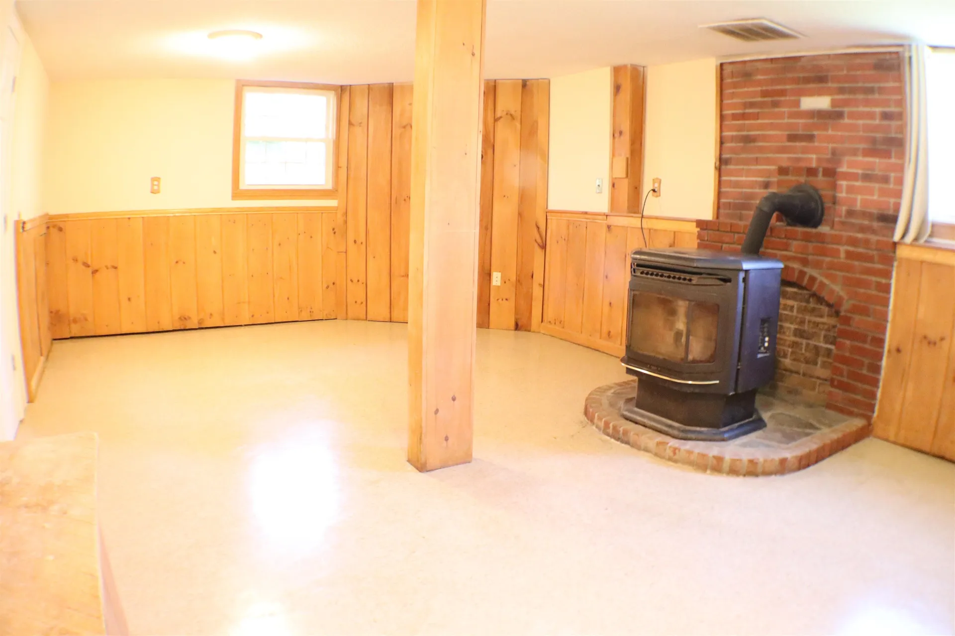 9 Whitehall Terrace Hooksett NH 03106-1842