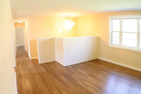 9 Whitehall Terrace Hooksett NH 03106-1842