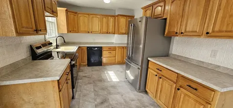 9 Whitehall Terrace Hooksett NH 03106-1842