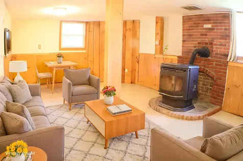 9 Whitehall Terrace Hooksett NH 03106-1842