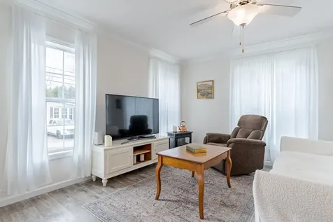 104 Robin Hood Drive Exeter NH 03833