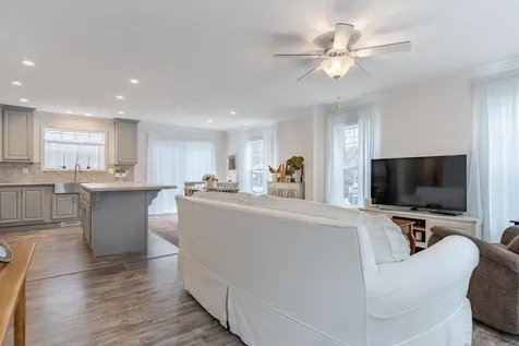 104 Robin Hood Drive Exeter NH 03833