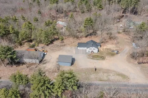 468 Mountain Avenue Northwood NH 03261