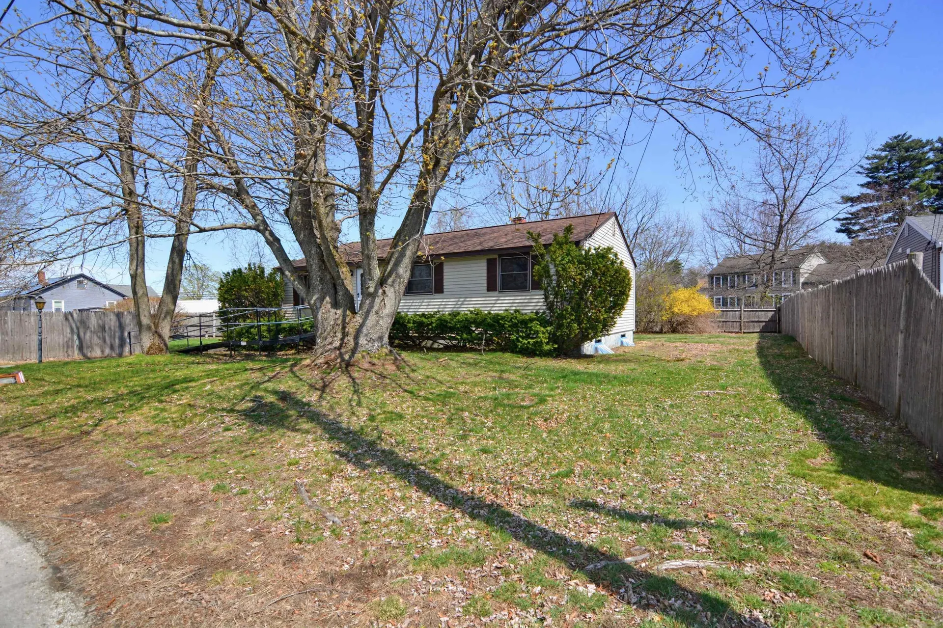 2 Westchester Drive Nashua NH 03063