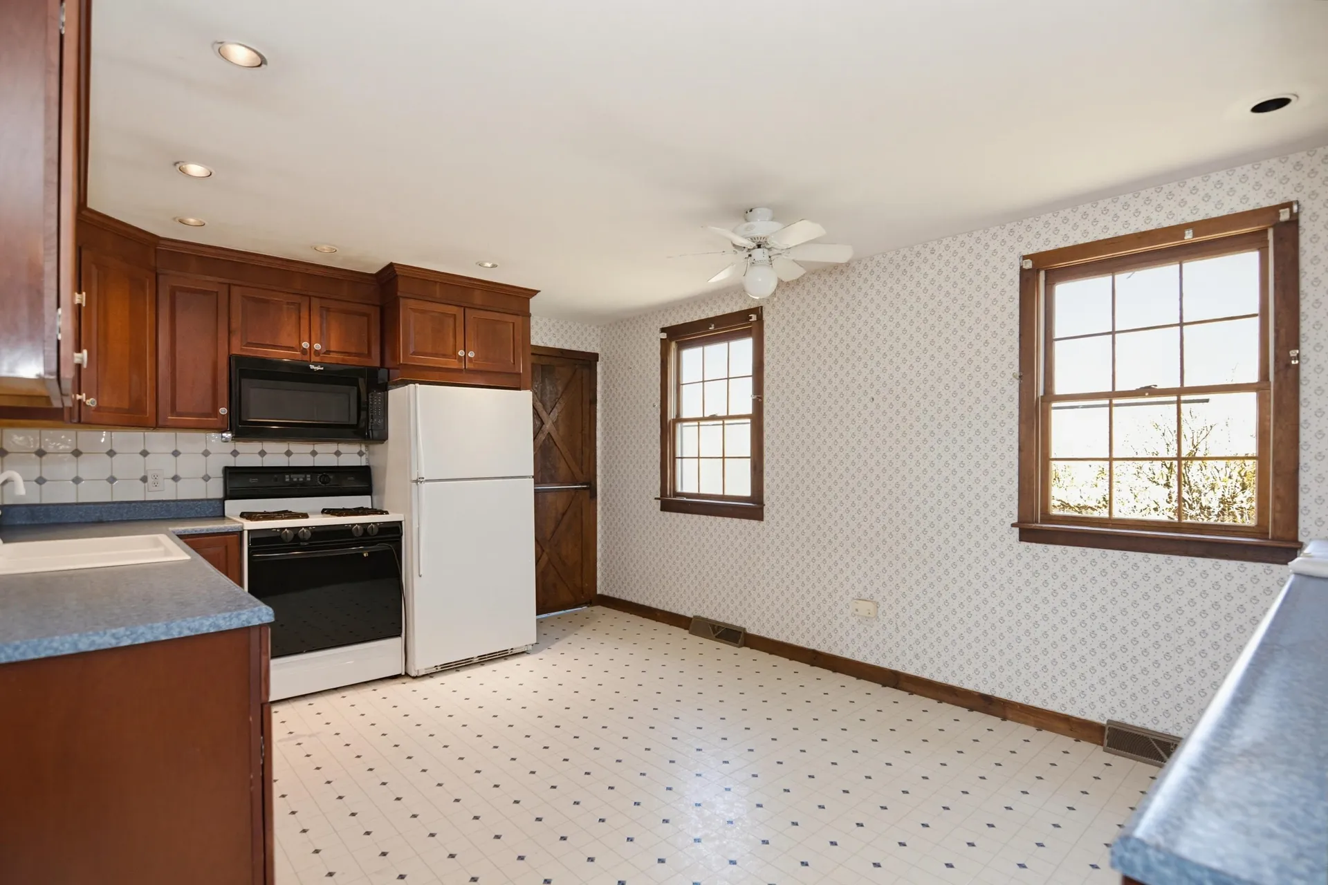 2 Westchester Drive Nashua NH 03063