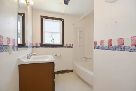 2 Westchester Drive Nashua NH 03063