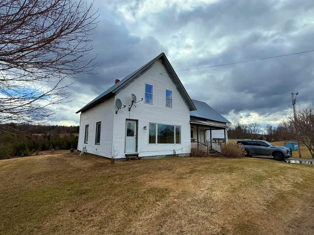 2570 Maple Hill Road Barton VT 05822