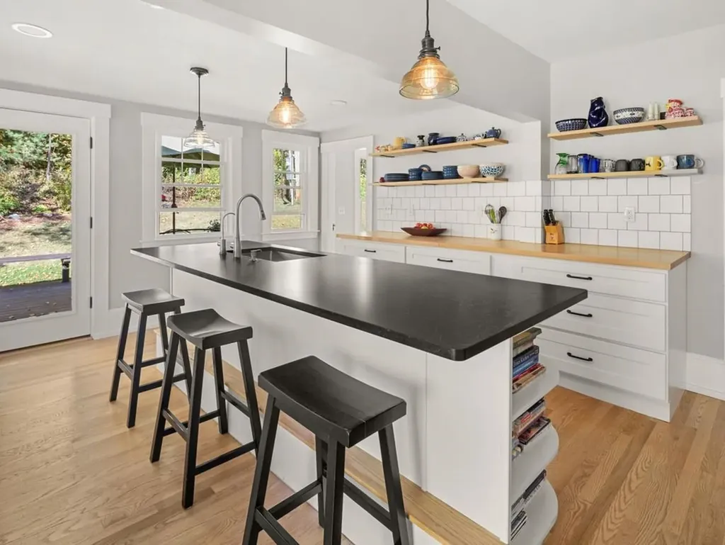 1506 Oak Hill Road Williston VT 05495