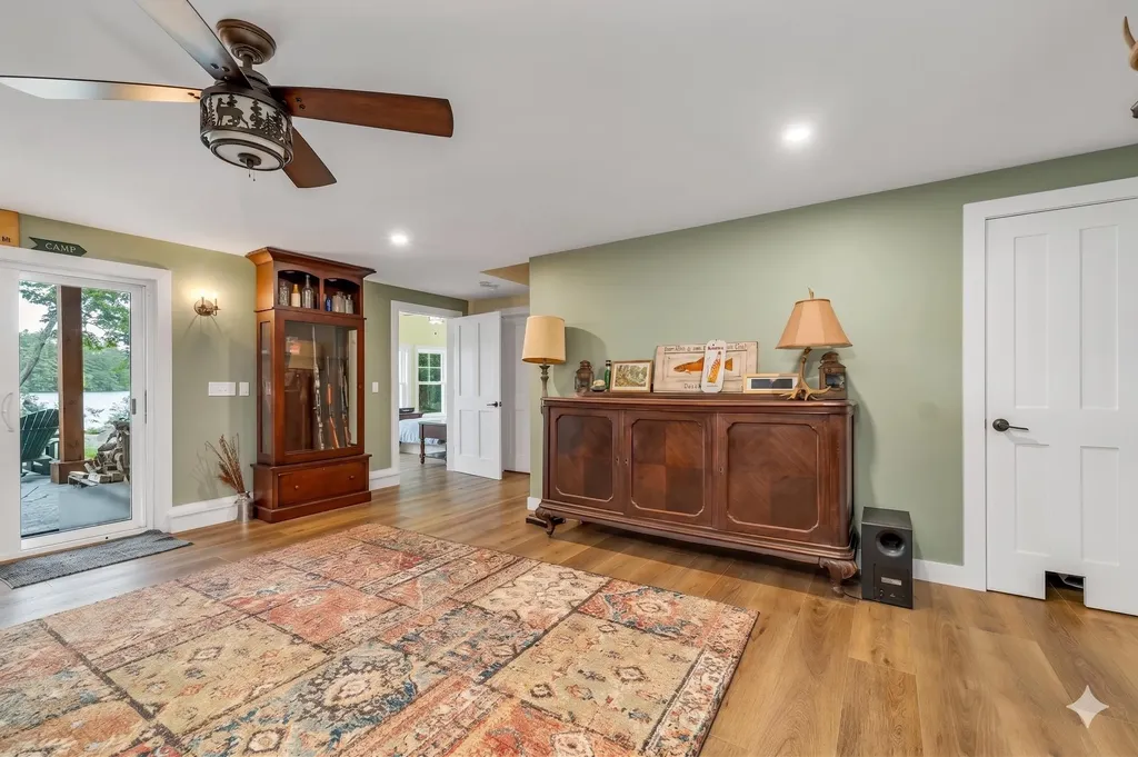 78 Cates Lane Brookfield NH 03872
