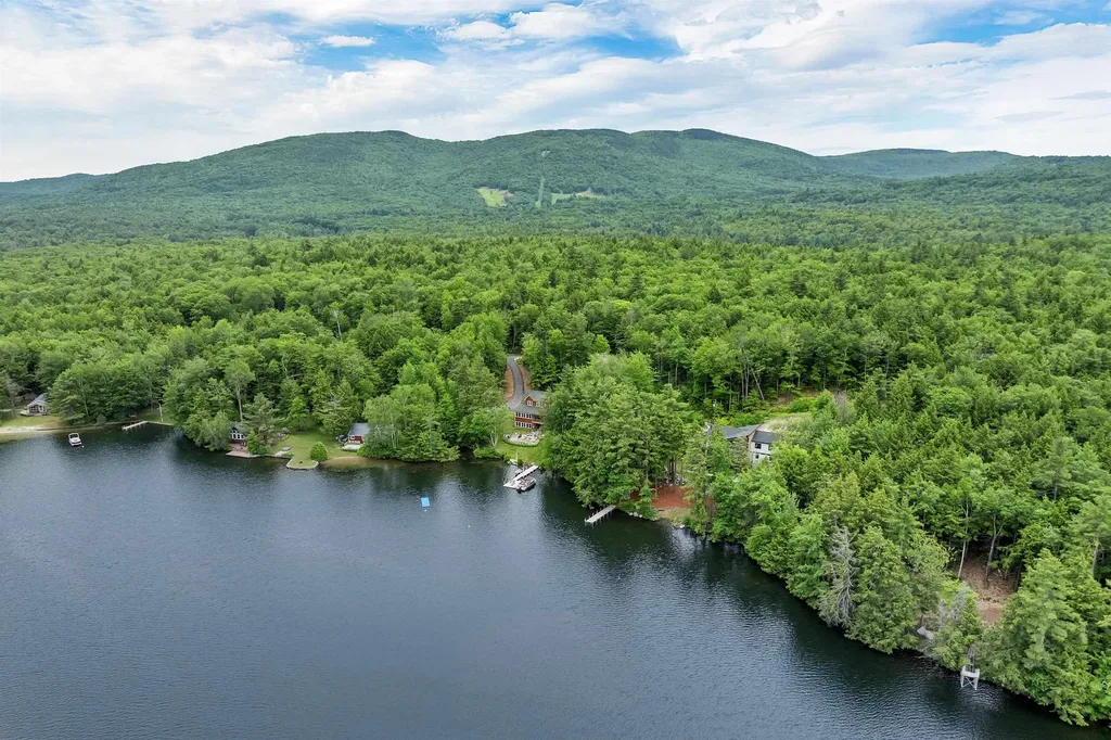 78 Cates Lane Brookfield NH 03872