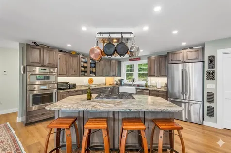 78 Cates Lane Brookfield NH 03872