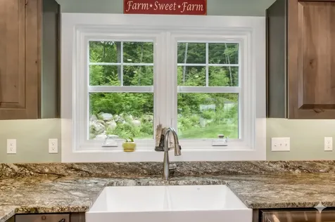 78 Cates Lane Brookfield NH 03872