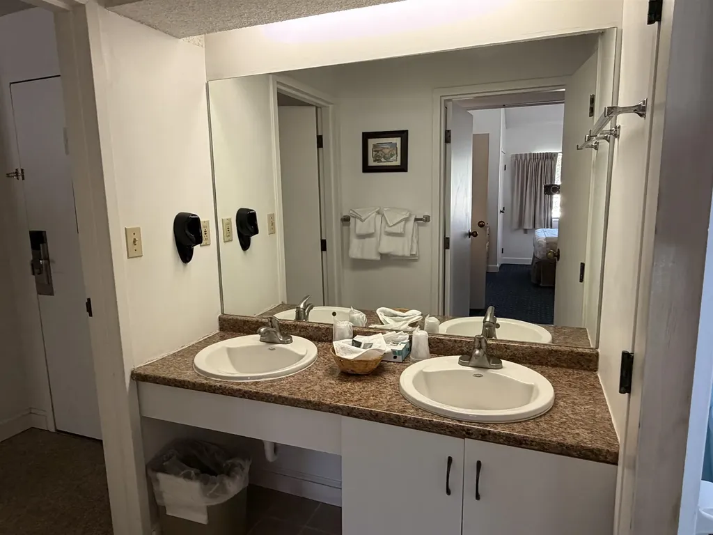 23 Black Bear Road Waterville Valley NH 03215