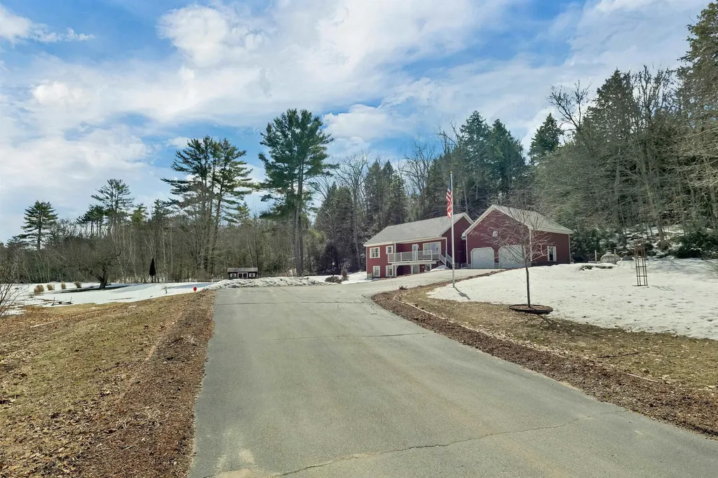 12 Bull Bridge Road Sutton NH 03221