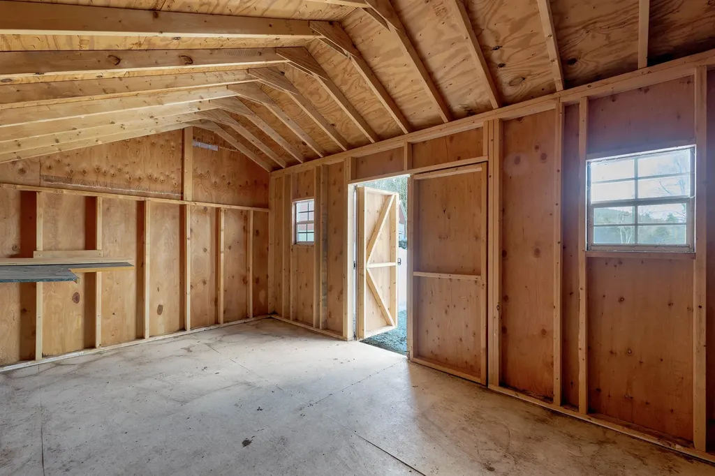 12 Bull Bridge Road Sutton NH 03221
