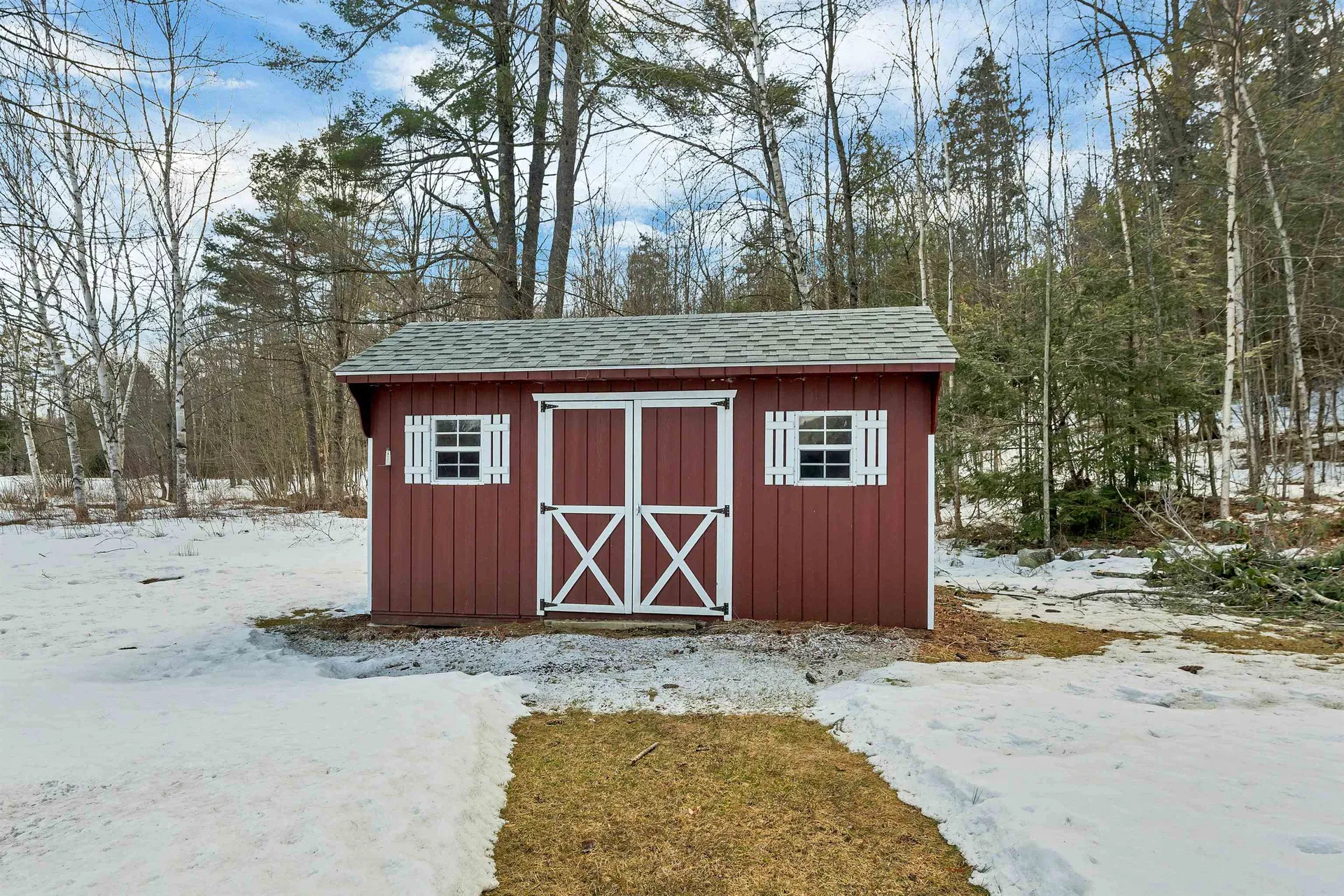 12 Bull Bridge Road Sutton NH 03221