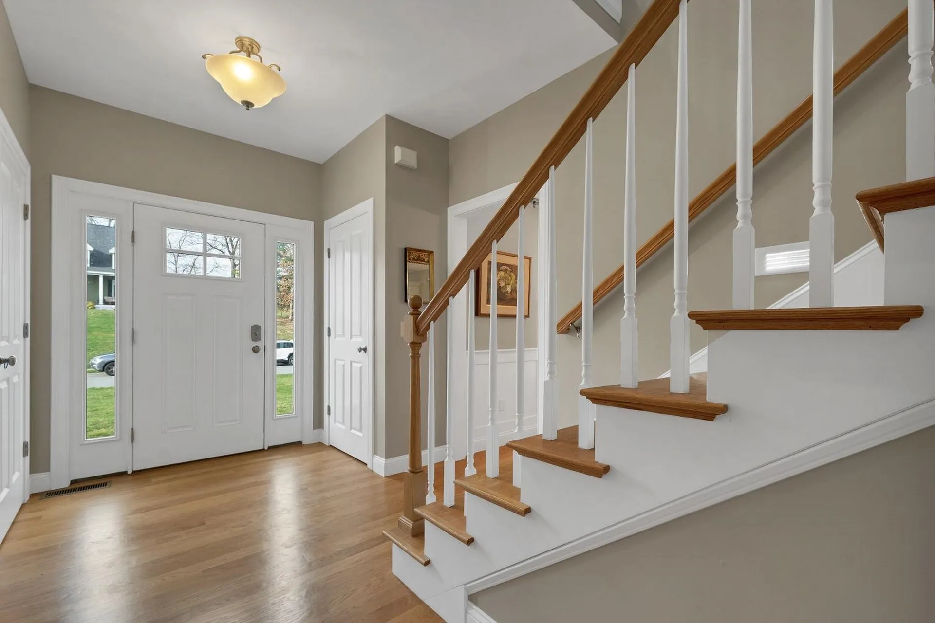 26 Lamplighter Lane Salem NH 03079