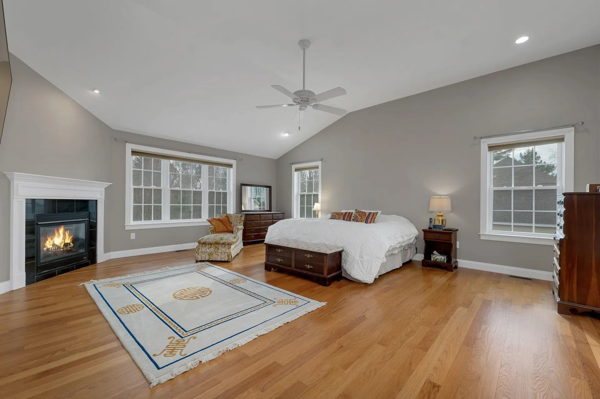 26 Lamplighter Lane Salem NH 03079