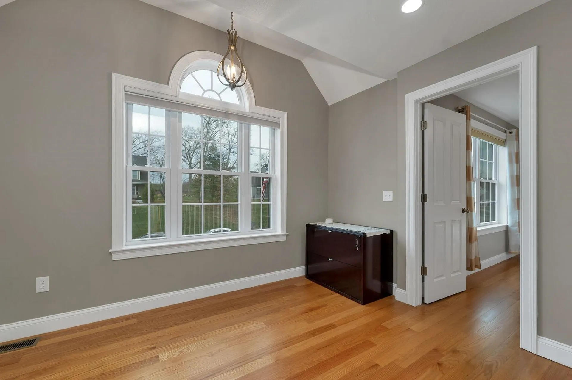 26 Lamplighter Lane Salem NH 03079