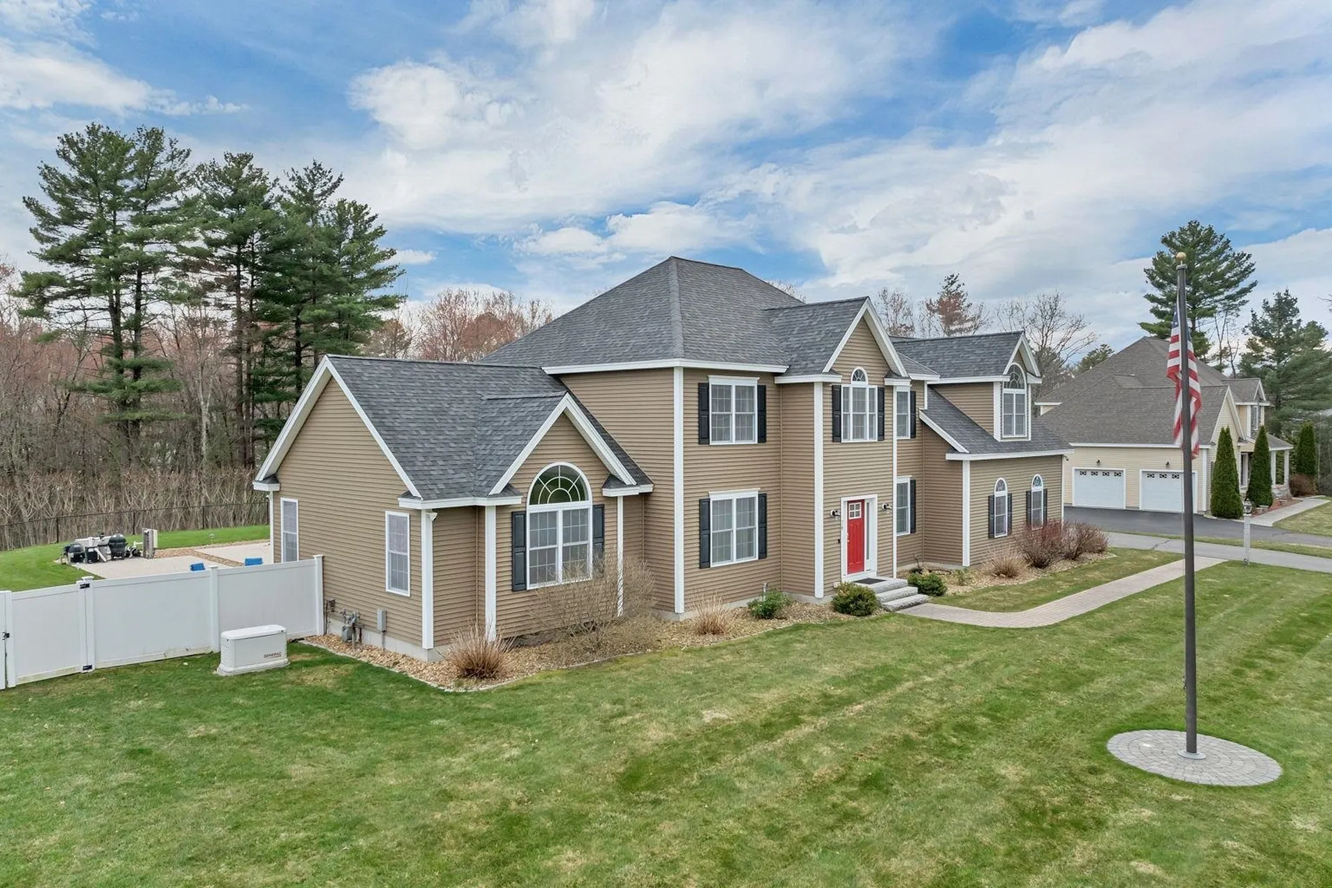 26 Lamplighter Lane Salem NH 03079