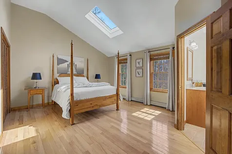 30 Geisser Lane Hampstead NH 03841