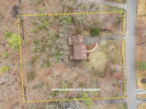 30 Geisser Lane Hampstead NH 03841