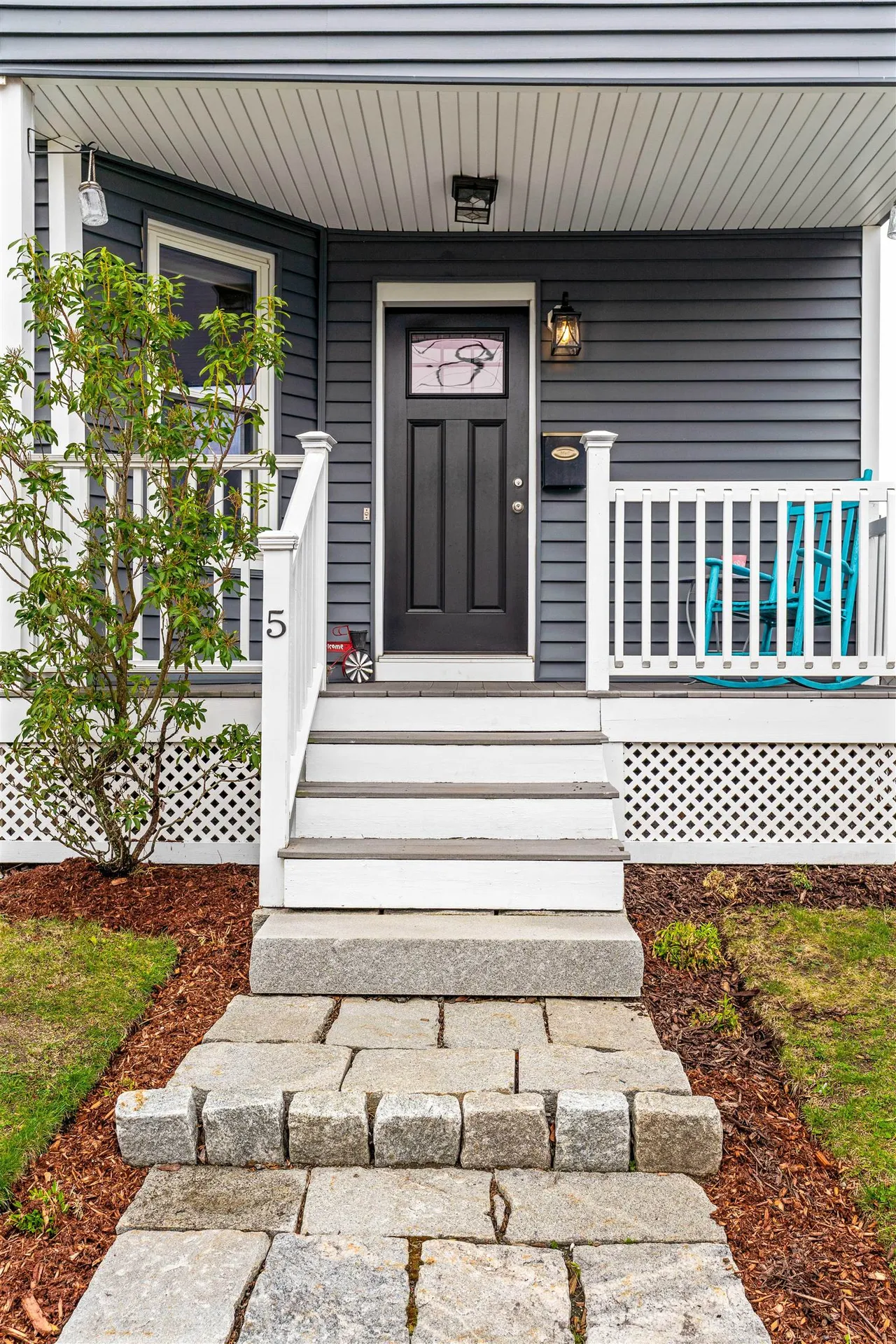 5 Arlington Avenue Nashua NH 03060