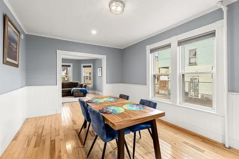 5 Arlington Avenue Nashua NH 03060
