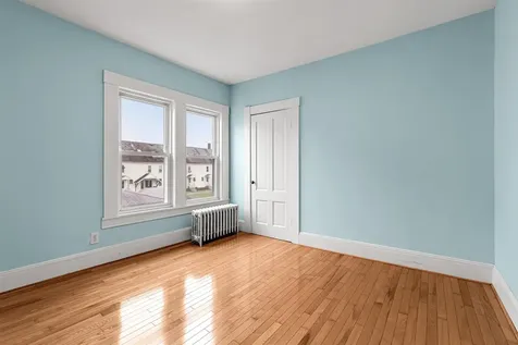 5 Arlington Avenue Nashua NH 03060