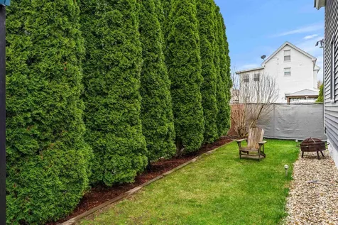 5 Arlington Avenue Nashua NH 03060