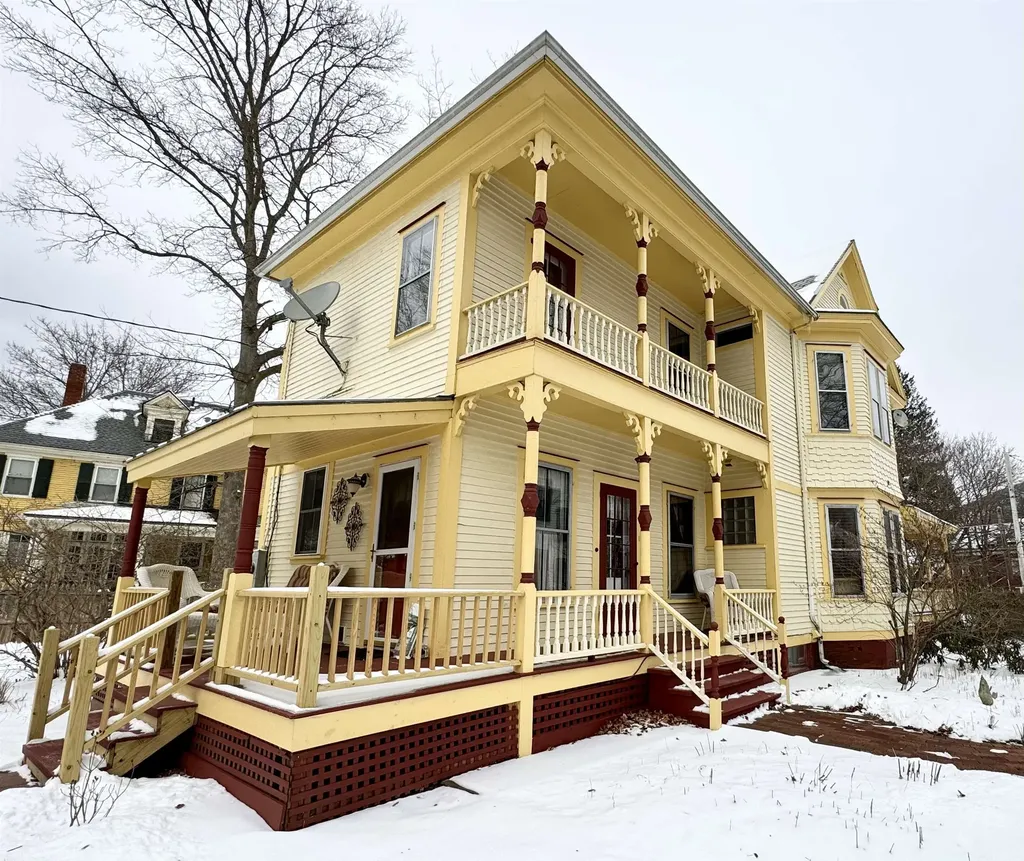 44 Atkinson Street Rockingham VT 05101-1521