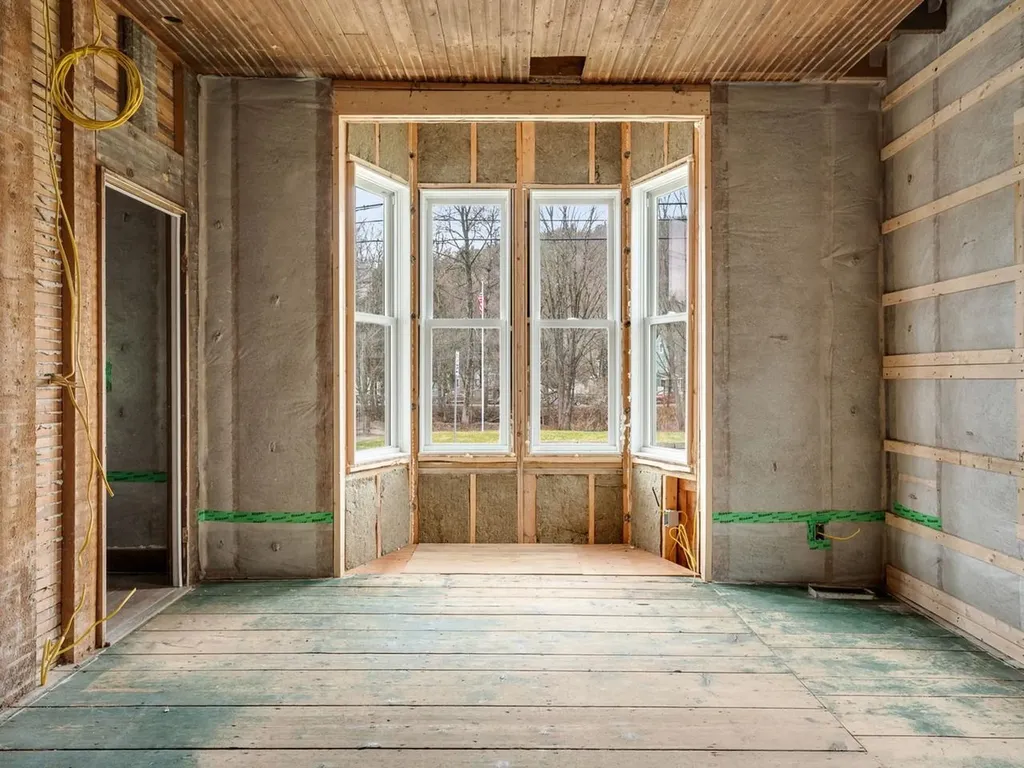 81 East River Road Lincoln VT 05443