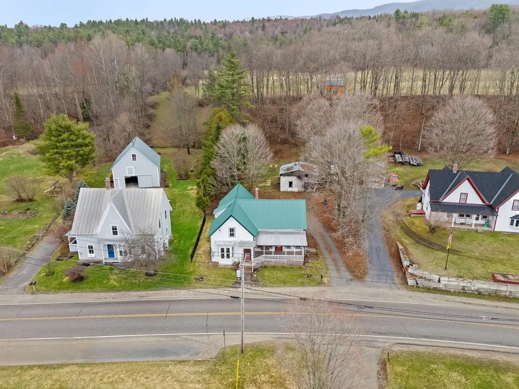 81 East River Road Lincoln VT 05443